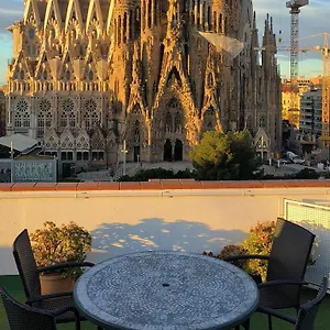 Absolute Sagrada Familia Appartamento Barcellona